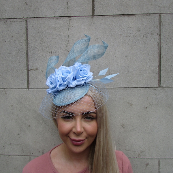 Light Blue Sinamay Birdcage Veil Rose Flower Feather Hat Fascinator Races Hair Band Wedding Guest Floral Powder Blue u12307