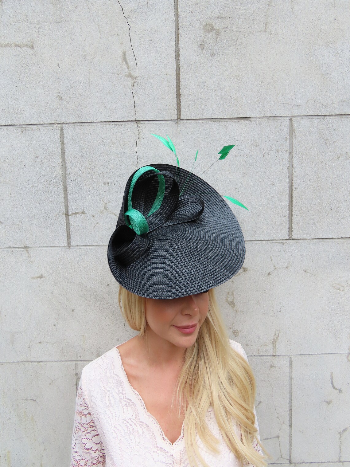 One off Piece Large Black & Emerald Green Feather Straw Style Hat ...