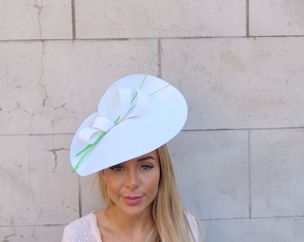 One off Piece Large White & Lime Green Feather Straw Style Hat Fascinator Wedding Guest Races Ascot Disc Headband Hatinator Big u10505