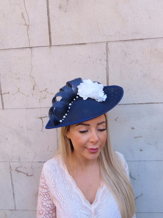 Large Navy Blue & White Pearl Flower Feather Fascinator Hat  display picture 3