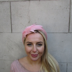 Dusky Blush Pink Feather Velvet Padded Headband Fascinator Headpiece Hairband Wedding Guest Races Headpiece u1p uu