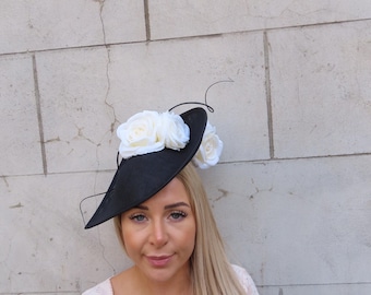 New White and Black Round Lace Fascinator With Feathers  display picture 2