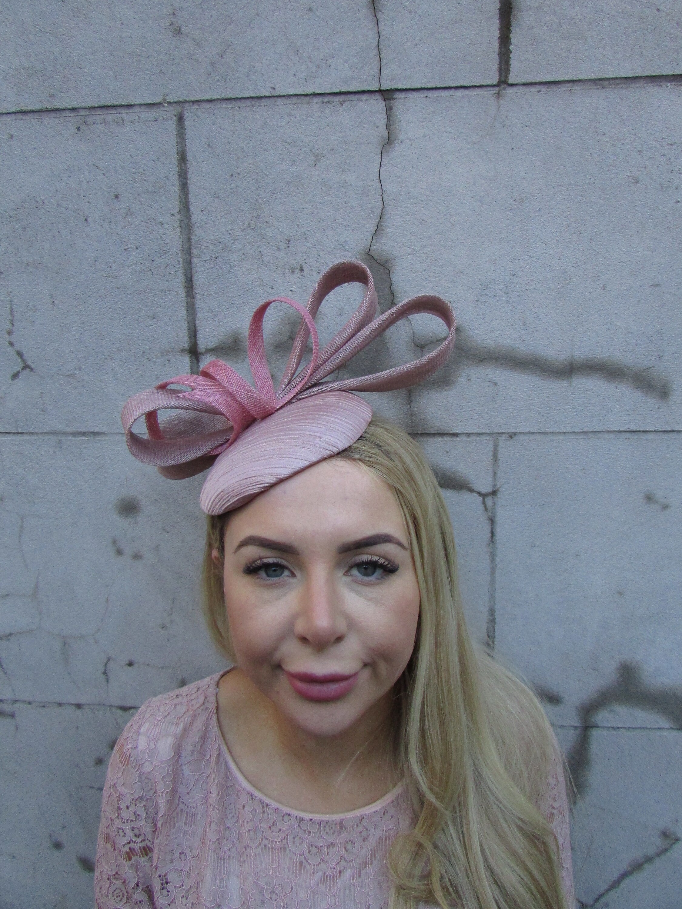 One Off Piece - Taupe Nude Mink & Dusky Pink Beige Bow Pillbox Hat Hair Fascinator Races Wedding u1b41