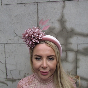 Blush Pink Dusky Pink Flower Feather Velvet Padded Headband Fascinator Headpiece Wedding Races Hairband Halo Floral sh-447