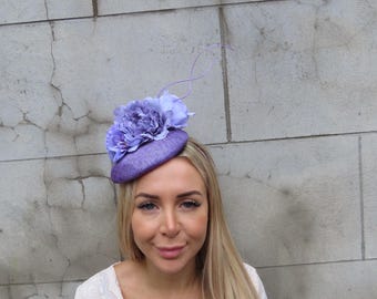 Sombrero de plumas con flor de lavanda, tocado de sinamay, pastillero, para bodas u11112