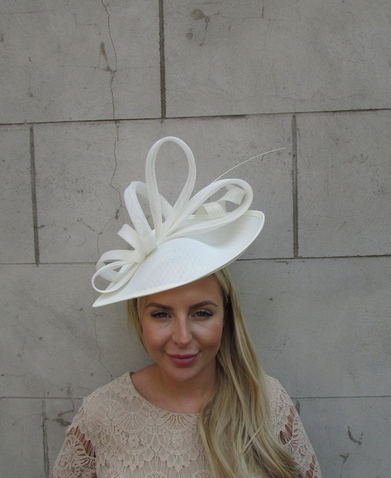 Large Cream Feather Teardrop Fascinator Hat Headband  display picture 2