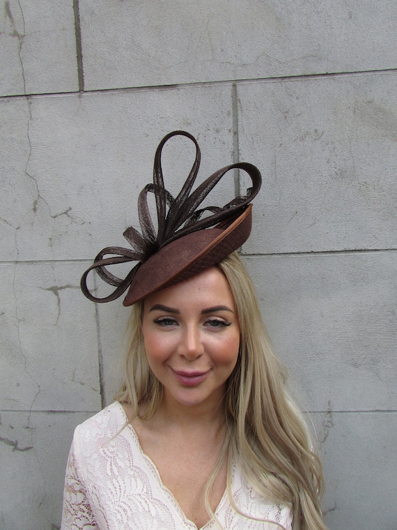 Large Brown Fascinator Disc Saucer Hat Sinamay Wedding Guest  display picture 1