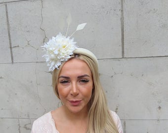 Cream Ivory Flower & Feather Fascinator Velvet Headband Fascinator Headpiece Wedding Guest Races Hairband Padded Halo u12406