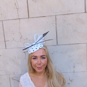 Black & White Polka Dot Fascinator Pillbox Hat Feather  display picture 3