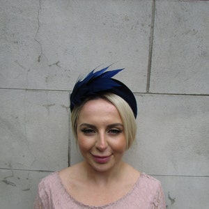 Navy Blue Feather Velvet Padded Headband Fascinator Headpiece Hat Wedding Guest Races Hairband Hair Band Halo u1p