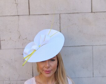 One off Piece Large White & Yellow Feather Straw Style Hat Fascinator Wedding Guest Races Ascot Disc Headband Hatinator Big u10505