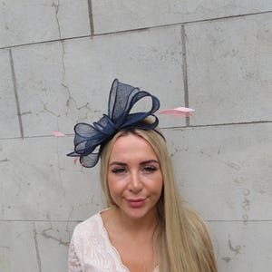 Navy Blue & Blush Pink Feather Sinamay Fascinator Wedding Guest Headband Headpiece Races Modern One off Piece - u12207
