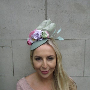 New Sage Green Mauve Lilac Pink Light Purple Flower Feather Hat Hair Fascinator SH-10