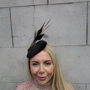 Black Velvet Brown Pheasant Feather Pillbox Hat Fascinator  display picture 3