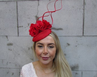 Red Rose Sinamay Flower Pillbox Hat Fascinator Wedding Races Headband Headpiece Statement Headwear Ladies Day Floral Hatinator Ascot u10311