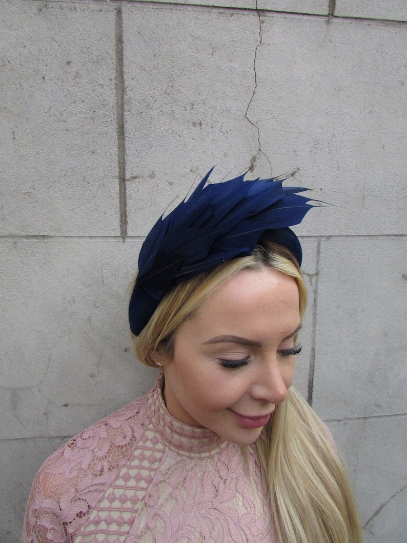 Navy Blue Feather Velvet Padded Headband Fascinator Headpiece Hat Wedding Guest Races Hairband Hair Band Halo Midnight Blue Cheltenham u1p image 2