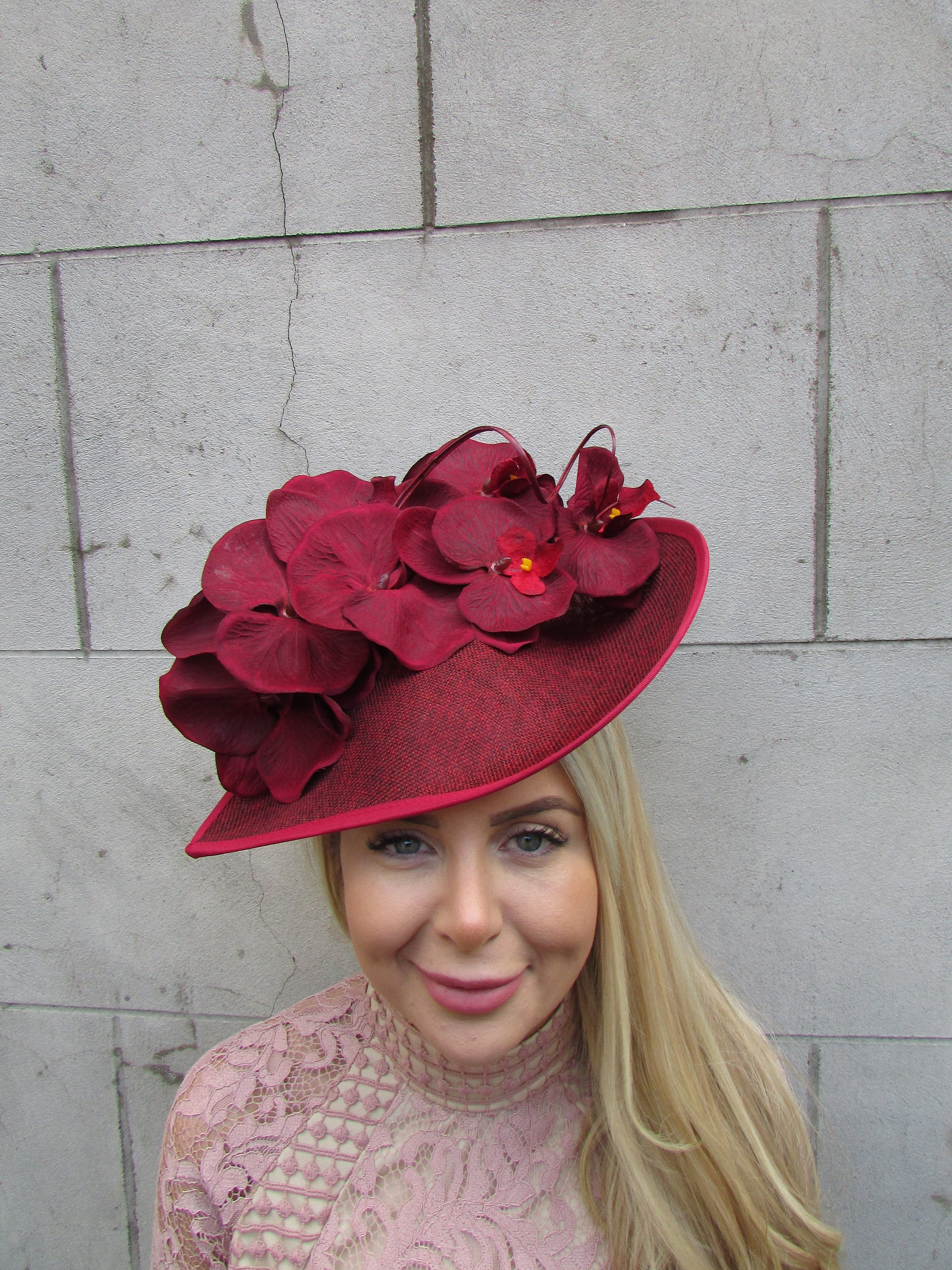 Elegant Red Floral Gele Fascinator

GEL2 0326 Elegant Red Fascinator Hat for Stylish Occasions main image 3