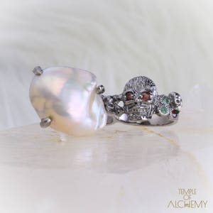 Skull ringmaat 6 * barokke parel dubbele vinger Ring * Gratis DHL Express verzending * 7925gr3