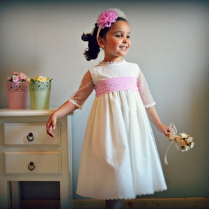 White tulle flower girl dress big bow, toddler wedding dress, junior bridesmaid girl dress for wedding party, baptism christening dress