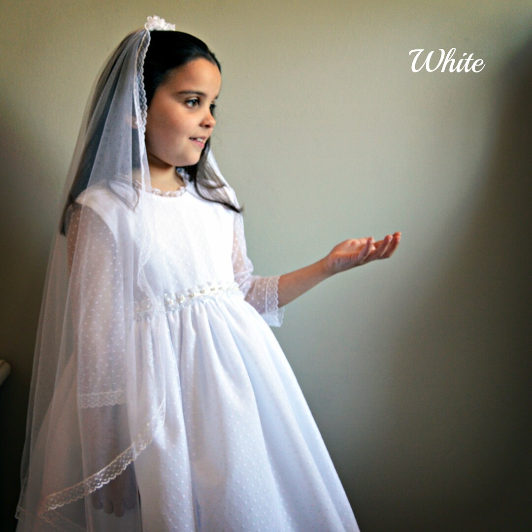 Vestido COMUNION Niña Puntillas encajes en blanco