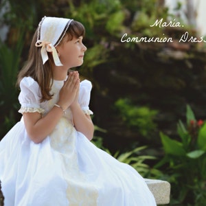 Girl COMMUNION Dress. Mod- MARÍA.Imperial batiste and lace.Create your OWN communion outfit.+ 6 years old girl. Special finished and design.