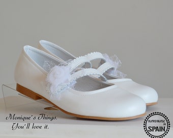 GIRL first COMMUNION ceremony Mary Jane shoes, 100% leather,T strap closure,Handmade in Spain,Classic Mary jane ,elegant shoes,High Quality