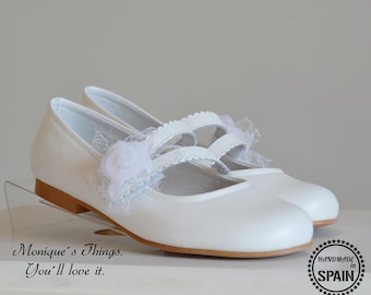 GIRL first COMMUNION ceremony Mary Jane shoes, 100% leather,T strap closure,Handmade in Spain,Classic Mary jane ,elegant shoes,High Quality