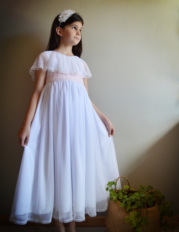 Vestido de Comunion tul Blanco o marfil. fajin rosa y guipur. Vestido primera comunion hecho a medida en Espana. Alta calidad. Etsy Mexico