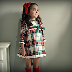 EVELYN.  Da 3 mesi a 8 anni Speciale abito NATALIZIO. Ringraziamento.Baby.Girl. Cappuccio e fioriera opzionali.
