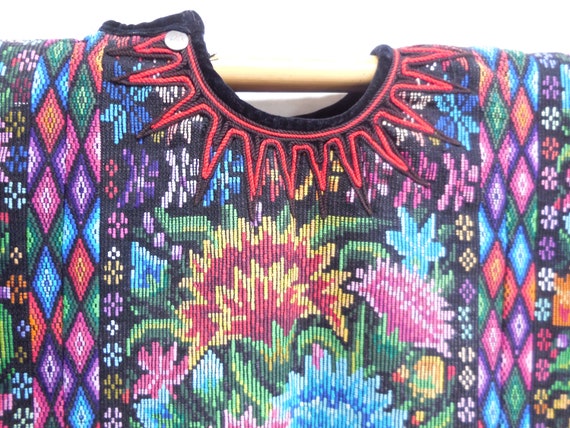 Mayan Guatemalan Embroidered Huipil from Chichica… - image 5