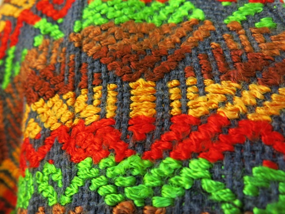 Authentic Handmade Mayan Guatemalan Embroidered H… - image 5