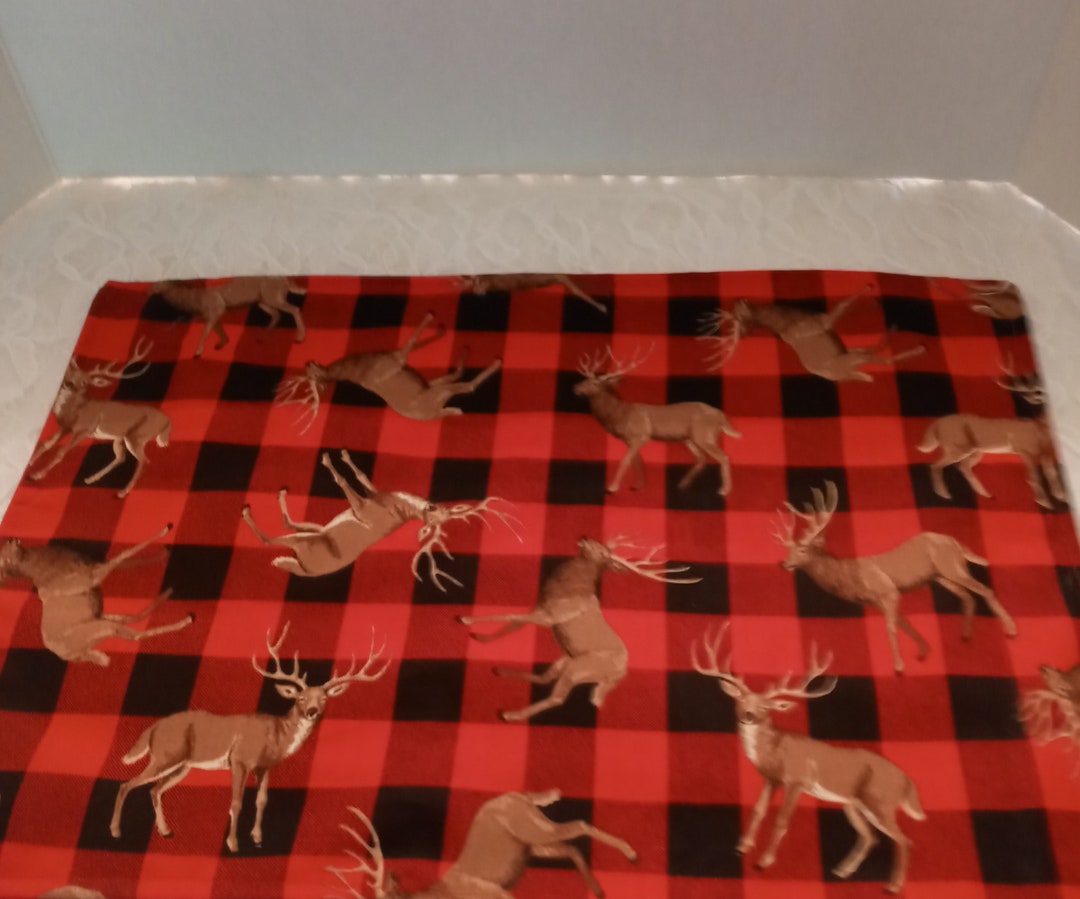 CHECKERED PLACEMATS REINDEER Placemats Red Placemats Black Etsy