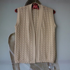 Vintage Beige Women's Wool Vest Knit Waistcoat Medium Size