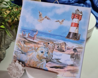 Decoratieve handgemaakte wandtegel Maritieme zeehond op het strand (087) geschenk, wandkleed, tegels, decoratie, decoupage techniek