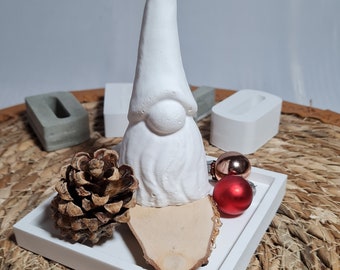 DIY 3D Mold, super quality, full-form mold, latex mold, concrete mold, 3D mold, rubber mold for figure dwarf gnome with bend in hat
