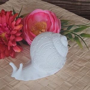 Snail casting mold made of latex – handmade animal motif for concrete, Jesmonite, ceramic casting compound, relief casting compound such as Raysin, Keraflott