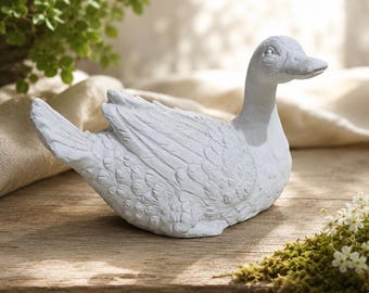 Goose garden figure, latex mold for concrete, Raysin Keraflott | Cast your own goose figure decoration | Handmade in Germany, 14.7 cm