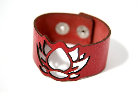 Lotus leather best sale bracelet