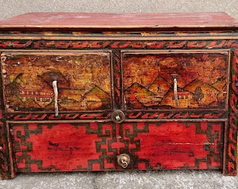 old wooden chest from Tibet