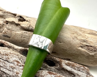 Wit Turquoise Zilveren Signet Ring 7-12 - Natuurlijk Buffalo Turquoise - Mannen Vrouwen Turquoise Ring - Solid Weight Ring / 925 Zilver
