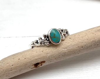 Scrollwork Sterling Silver Turquoise Ring – Vintage Style