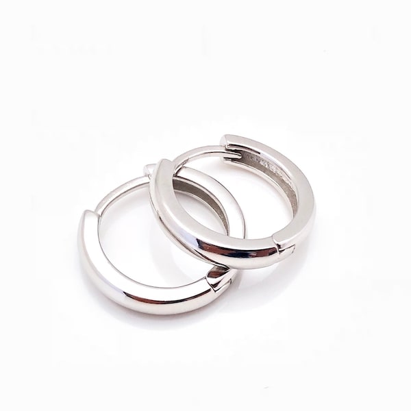 Silver Huggie Earrings // 925 Sterling // Huggie Click Earrings // Huggie Hoop Earrings // 2mm by 16mm