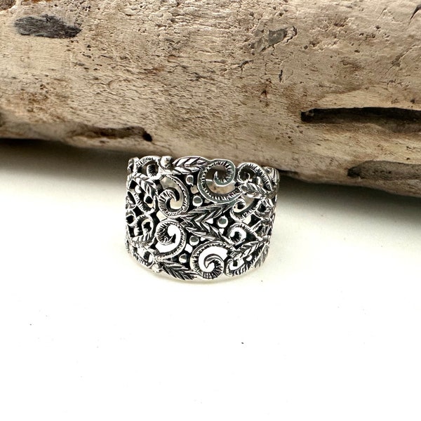 Victorian Filigree Silver Ring 5-10 // Vintage Style Wide Ring // Oxidized Filligree Ring // Wedding Ring // 925 Sterling Silver