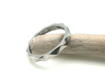 Dismond Silver Ring / Modern Silver Band / Minimalist Silver Ring /  size 5, 6, 7, 8, 9, 10 / 925 Sterling Silver