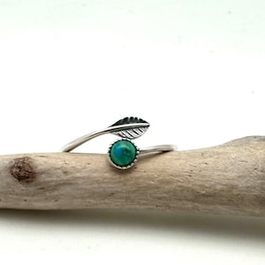 Southwestern Turquoise Leaf Ring 4-10, Southwestern Turquoise Wrap Ring, Little Turquoise Ring, Adjustable, 925 Sterling Silver