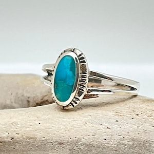 Southwest Design Turquoise  Ring, 925 Sterling Silver, Sizes 5 to 10