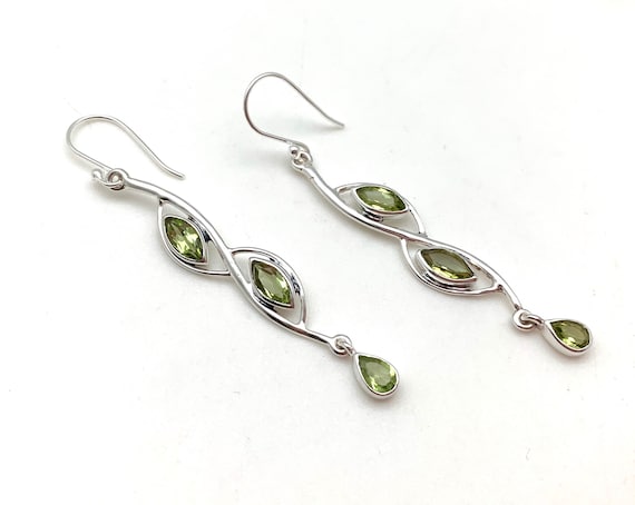 Peridot 3-stone Ring with Marquise Shape Stones Fan Design Sterling Silver Peridot 3-stone Ring with Marquise Shape Stones Fan Design Sterling Silver