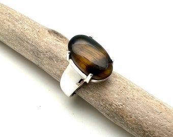 Sterling Silver Tiger's Eye Ring - Size 7, Minimalist Design