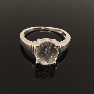 Green Amethyst Silver Ring // 925 Sterling Silver // Simple Oval Setting // Natural Green Amethyst