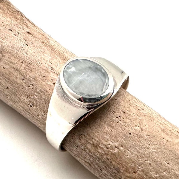 Moonstone Silver Ring 5-10 / Modern Moonstone Ring / Signet  Moonstone Ring / Healing / 925 Sterling Silver